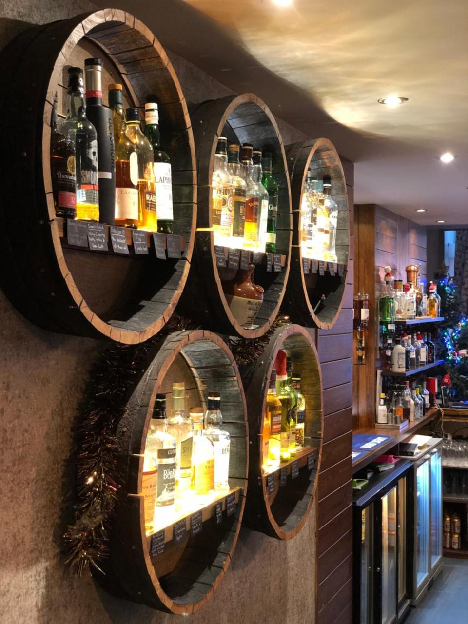 The Waverley Hotel 칼란더 외부 사진
